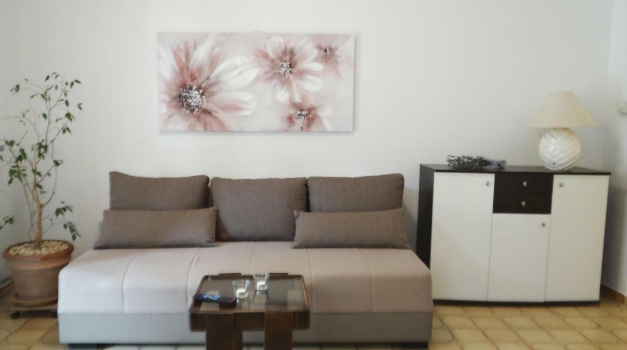 Apartman Magasic Krk Town Exteriör bild